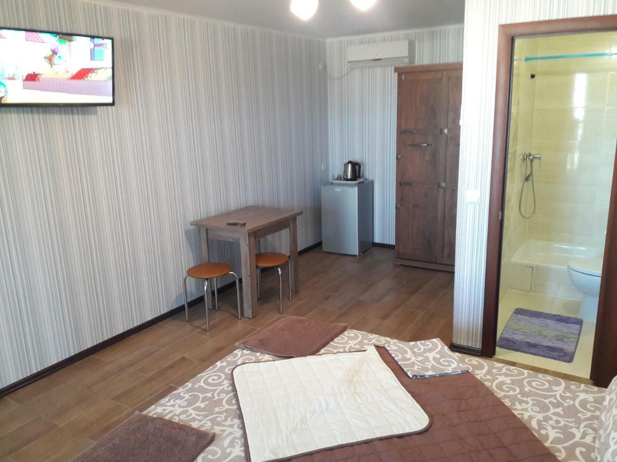Solnechnaia Dacha Aparthotel Zatoka Exterior foto